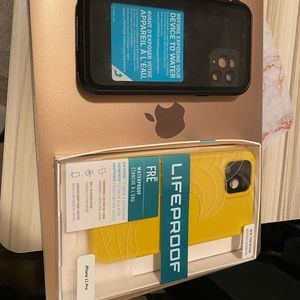 New iPhone 11pro lifeproof case